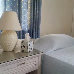 A Away From Homestay Saint Michael