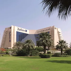 radisson-blu-resort-sharjah.sharjah-hotels.com/